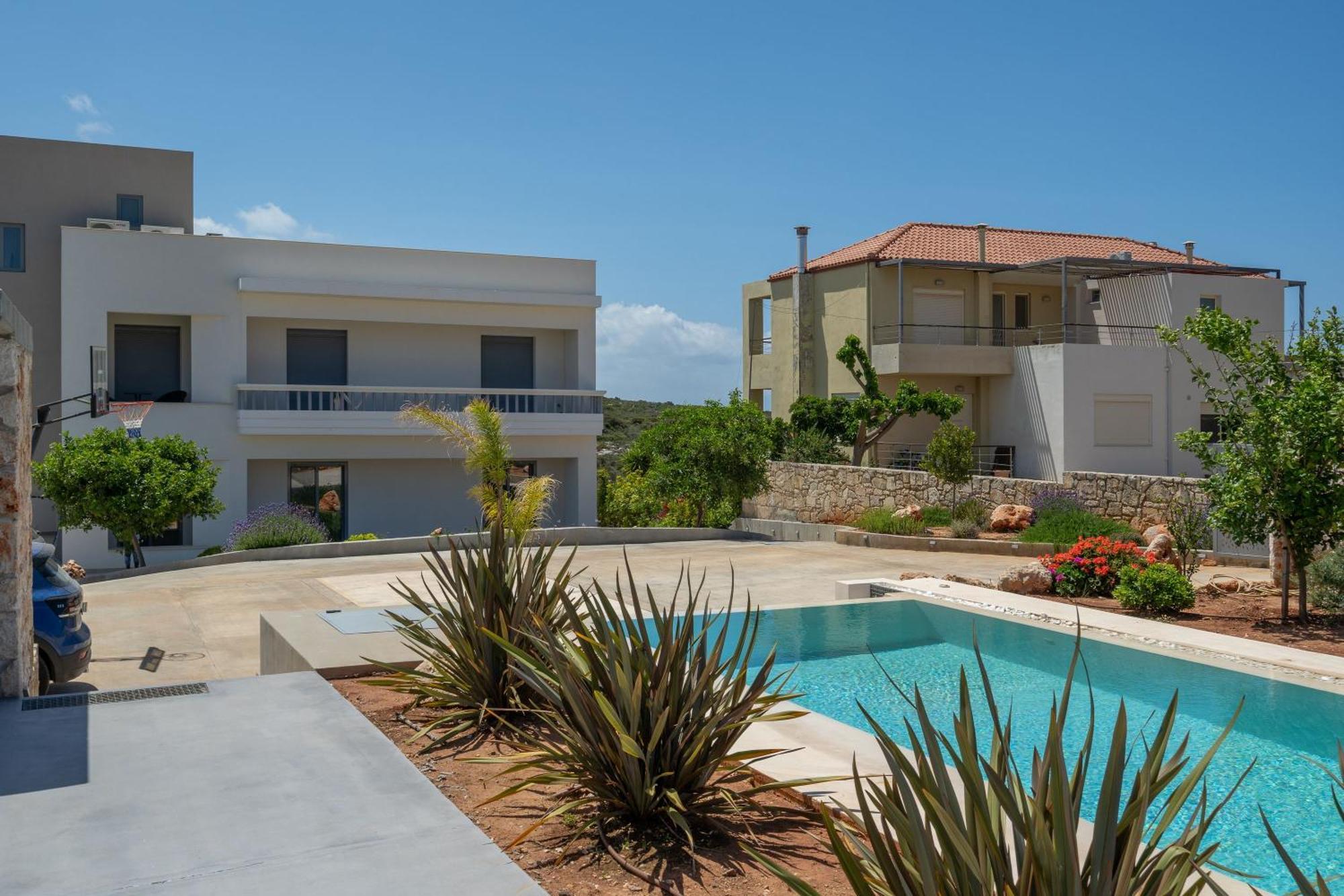 Le Mont Blanc - With Shared Pool Apartamento Kounoupidhianá Exterior foto